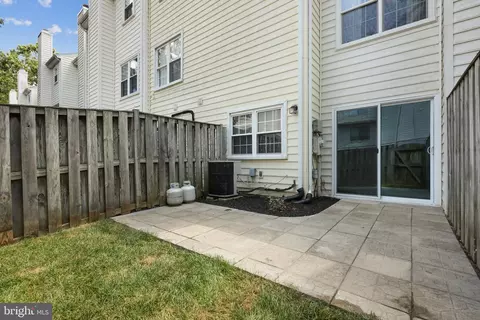 1726 E Bancroft Ln, Crofton, MD 21114 photo 34