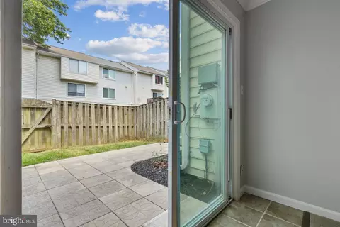 1726 E Bancroft Ln, Crofton, MD 21114 photo 26