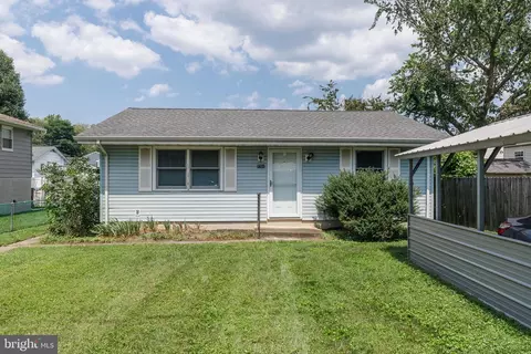 7731 Lawrence Ave, Pasadena, MD 21122