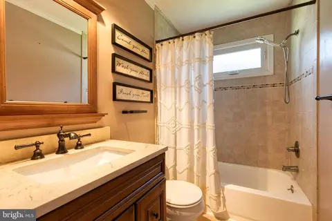 263 10th St, Pasadena, MD 21122 photo 20