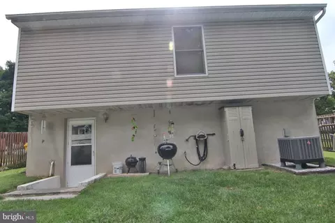 8078 Escalon Ave, Pasadena, MD 21122 photo 30