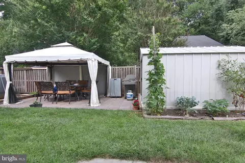 8078 Escalon Ave, Pasadena, MD 21122 photo 26