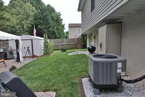8078 Escalon Ave, Pasadena, MD 21122 photo 29