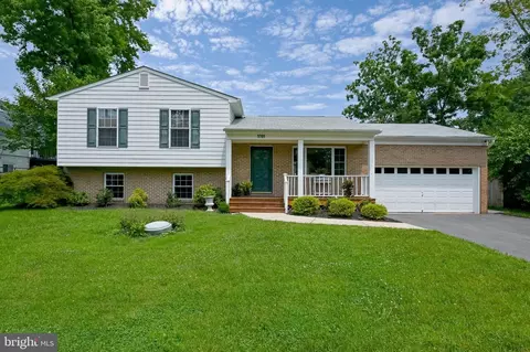 3705 8th Ave, Edgewater, MD 21037