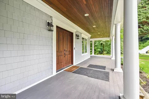 357 Forest Beach Rd, Annapolis, MD 21409 photo 4