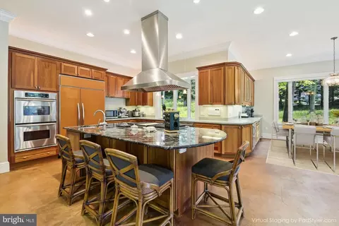 357 Forest Beach Rd, Annapolis, MD 21409 photo 11