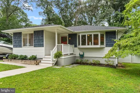1104 Oak View Dr, Crownsville, MD 21032