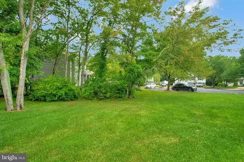 408 Forest Bridge Ct, Laurel, MD 20724 photo 29
