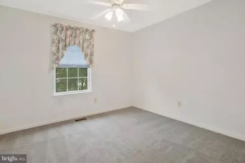 408 Forest Bridge Ct, Laurel, MD 20724 photo 18