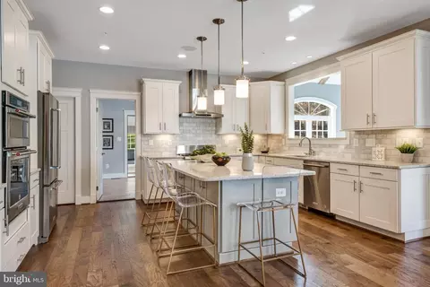 1648 Braid Hills Dr, Pasadena, MD 21122 photo 7