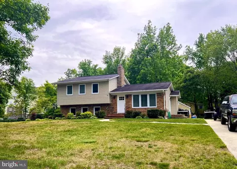 89 Stewart Dr, Edgewater, MD 21037