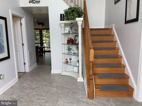 210 Long Hill Ct #5, Pasadena, MD 21122 photo 4