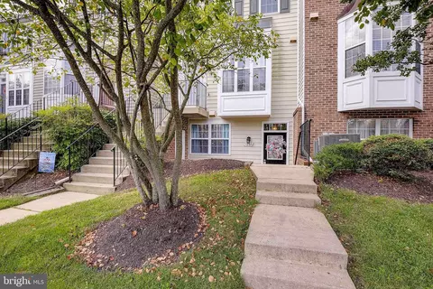1207 Rockland Ct, Crofton, MD 21114