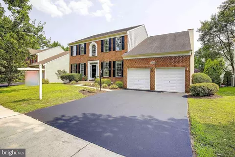 2409 Dale Brook Ct, Gambrills, MD 21054