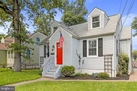 16 New Jersey Ave NW, Glen Burnie, MD 21061