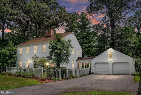 487 Fairoak Dr, Severna Park, MD 21146