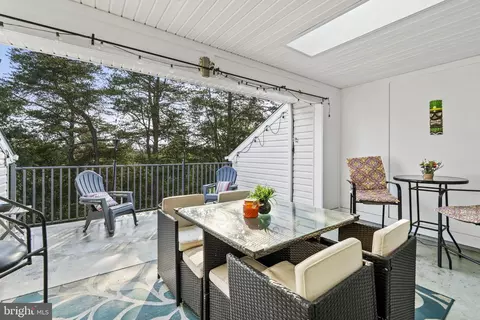 8264 White Star Xing, Pasadena, MD 21122 photo 32