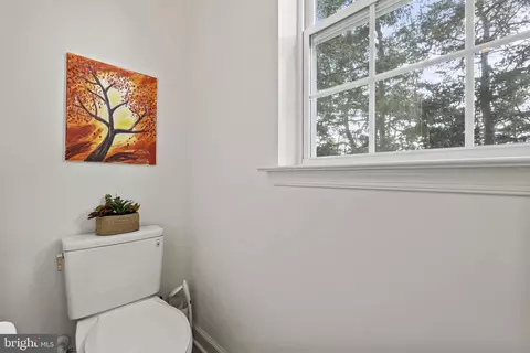 8264 White Star Xing, Pasadena, MD 21122 photo 23