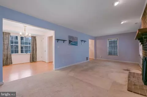 606 Park Plz, Deale, MD 20751 photo 9
