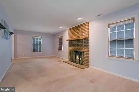 606 Park Plz, Deale, MD 20751 photo 10