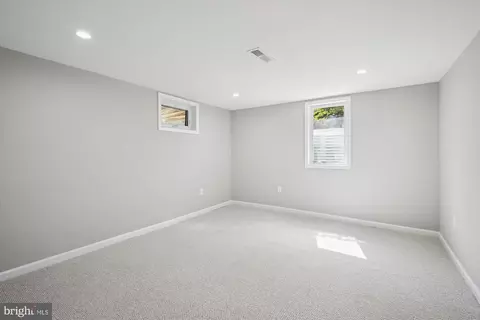 868 Swift Rd, Pasadena, MD 21122 photo 16