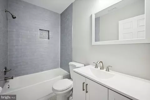 868 Swift Rd, Pasadena, MD 21122 photo 14