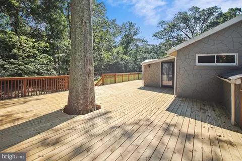 868 Swift Rd, Pasadena, MD 21122 photo 28
