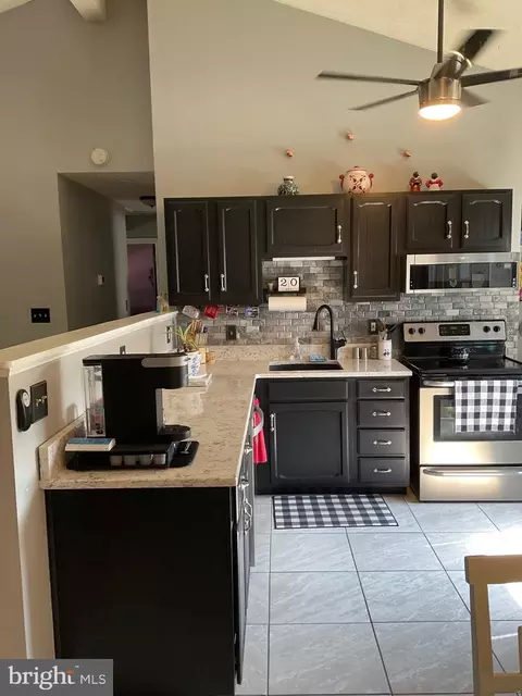 113 Carroll Rd, Pasadena, MD 21122 photo 10