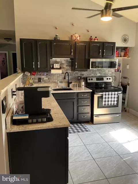 113 Carroll Rd, Pasadena, MD 21122 photo 8
