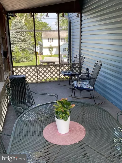 113 Carroll Rd, Pasadena, MD 21122 photo 14