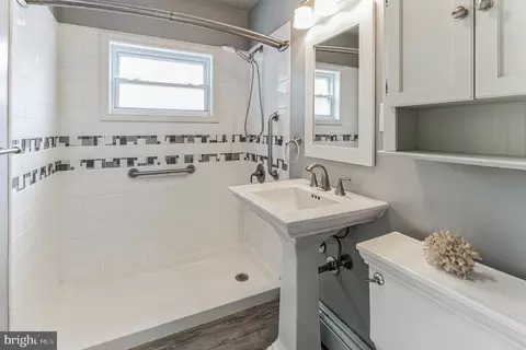 1731 Shore Dr, Edgewater, MD 21037 photo 11