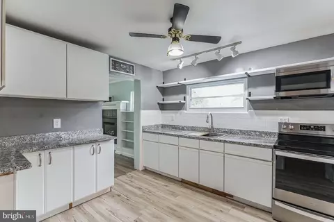 1731 Shore Dr, Edgewater, MD 21037 photo 6