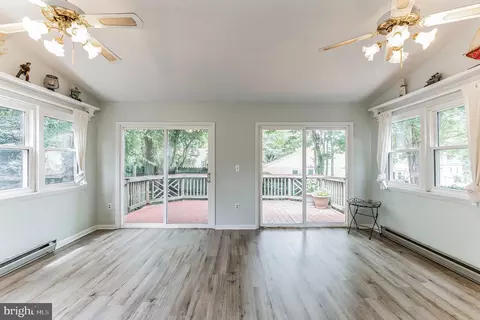 1731 Shore Dr, Edgewater, MD 21037 photo 8