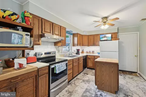 103 Duval Ln, Edgewater, MD 21037 photo 9