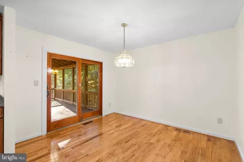 318 Cedar Ln, Annapolis, MD 21403 photo 10
