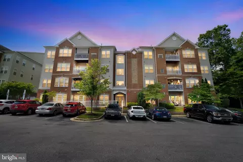 1013 Samantha Ln #302, Odenton, MD 21113