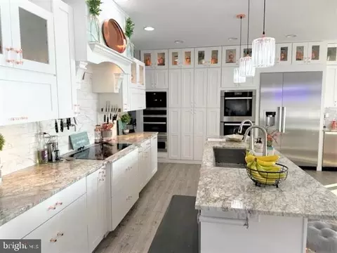 250 Harlem Rd, Pasadena, MD 21122 photo 7