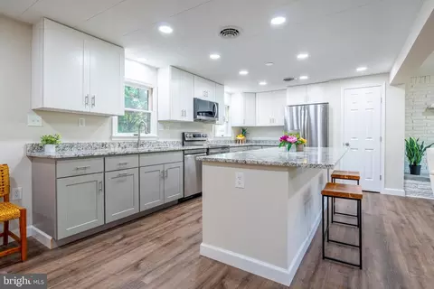 765 Windgate Dr, Annapolis, MD 21409 photo 4