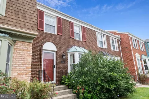 462 Colonial Ridge Ln, Arnold, MD 21012 photo 2