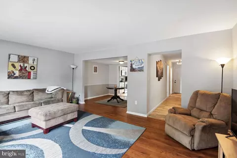 462 Colonial Ridge Ln, Arnold, MD 21012 photo 5