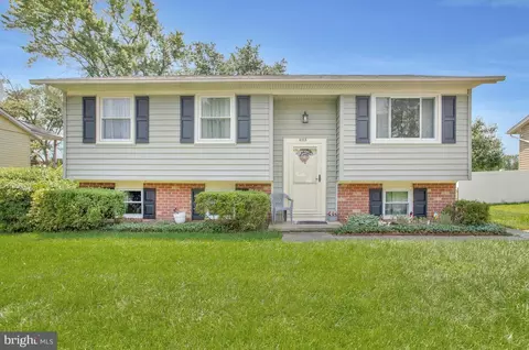 8113 Spaulding Cir, Severn, MD 21144 photo 2