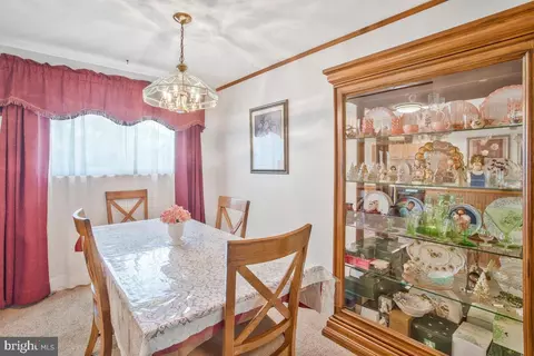 8113 Spaulding Cir, Severn, MD 21144 photo 7