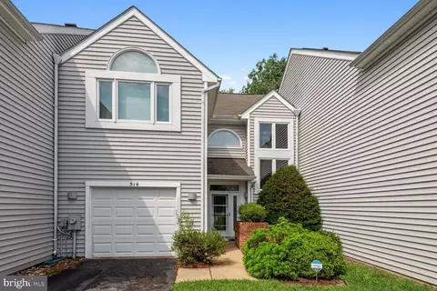 516 Martingale Ln, Arnold, MD 21012