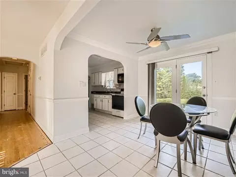 8447 Lyndale Rd, Pasadena, MD 21122 photo 3