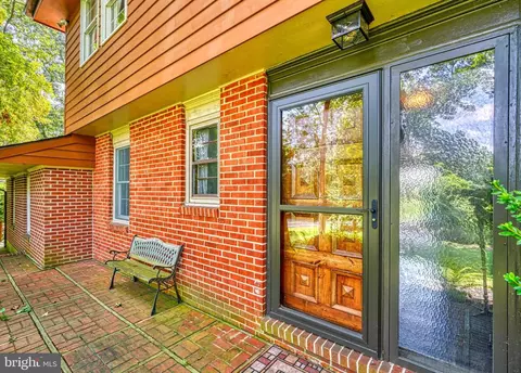 891 Timber Ridge Dr, Hanover, MD 21076 photo 4