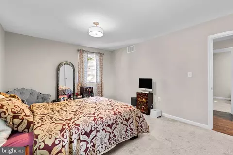 1100 Holmespun Dr, Pasadena, MD 21122 photo 21