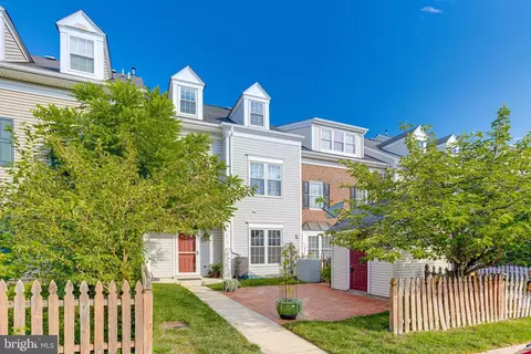 8718 Autumn Ridge Ct, Odenton, MD 21113