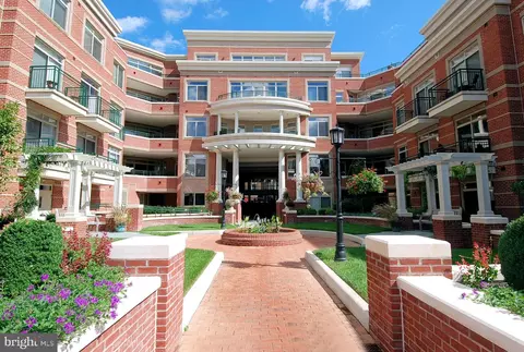 66 Franklin St #307, Annapolis, MD 21401