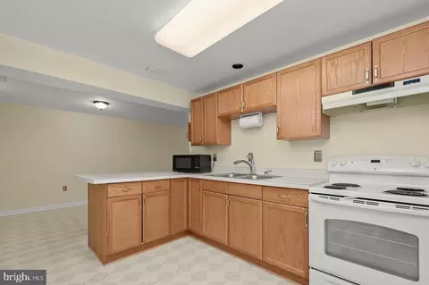 2296 Raindrop Ct, Odenton, MD 21113 photo 41