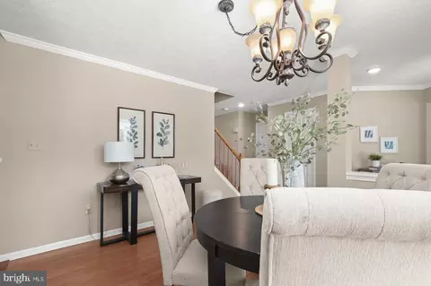 2296 Raindrop Ct, Odenton, MD 21113 photo 9